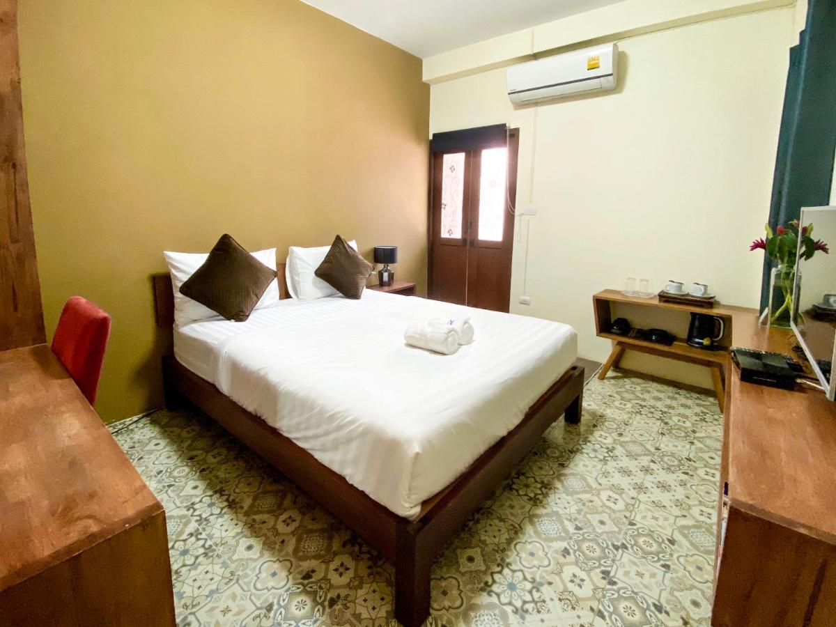 Hotel Baan Dan Ta Wan Nuea Chiang Mai Esterno foto