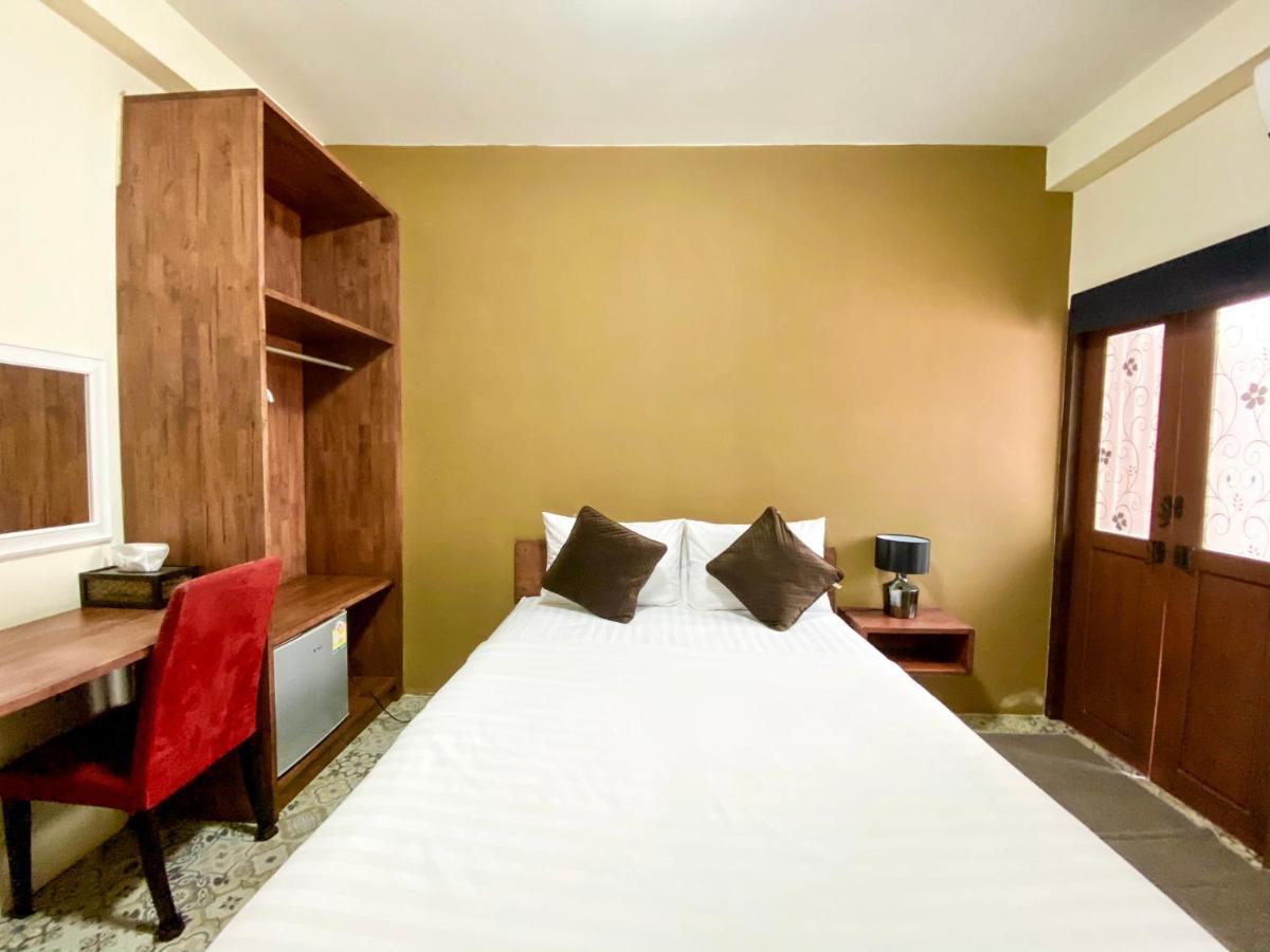 Hotel Baan Dan Ta Wan Nuea Chiang Mai Esterno foto
